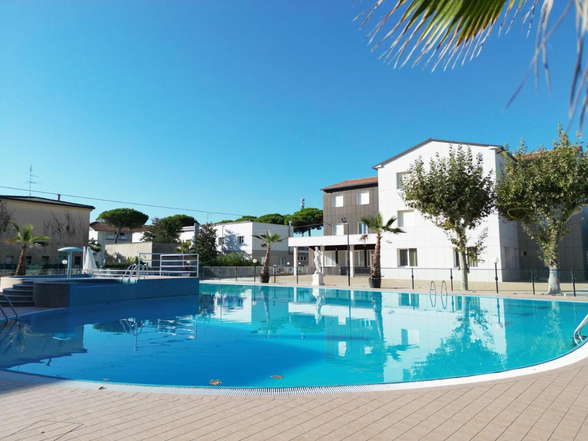 Color Perla Village Bellaria-Igea Marina Exterior photo